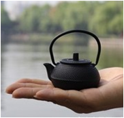 mini tea pot